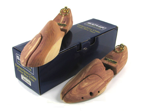 saphir cedar shoe trees